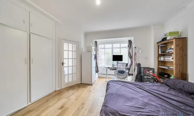 Недвижимость Rossmore Court, Park Road: 10