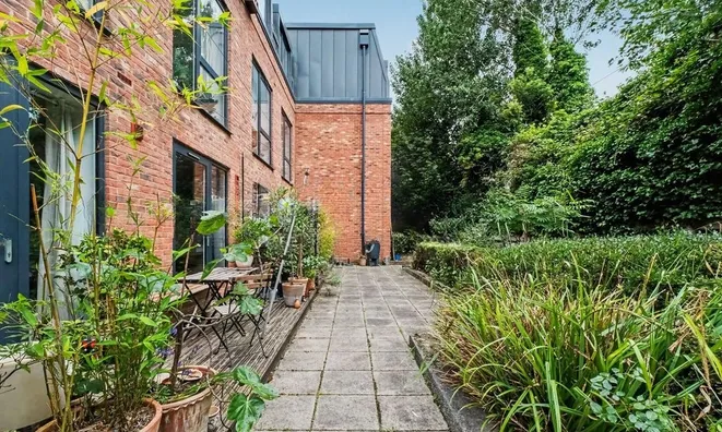 Недвижимость Oak Grove, Cricklewood: 3