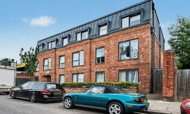 Недвижимость Oak Grove, Cricklewood: 4