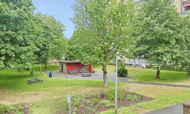 Недвижимость Farnhurst House, Blondel Street: 8