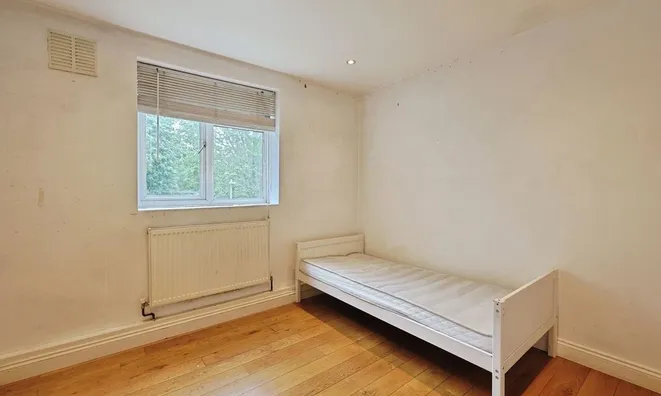 Недвижимость Farnhurst House, Blondel Street: 15