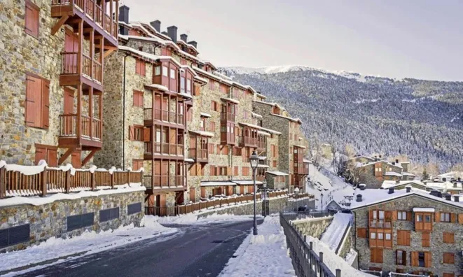 Недвижимость Apartment next to the ski station: 3