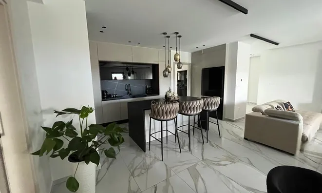 Недвижимость 4 Bedroom Villa for Sale in Eptagoneia, Limassol: 2