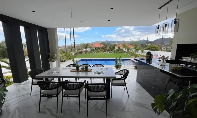 Недвижимость 4 Bedroom Villa for Sale in Eptagoneia, Limassol: 4