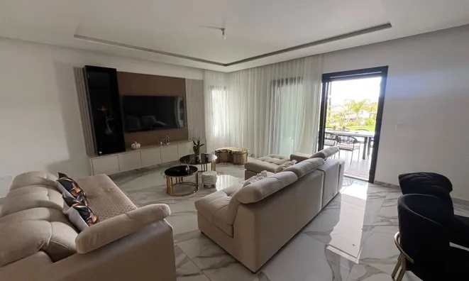 Недвижимость 4 Bedroom Villa for Sale in Eptagoneia, Limassol: 8