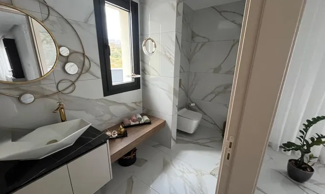 Недвижимость 4 Bedroom Villa for Sale in Eptagoneia, Limassol: 24