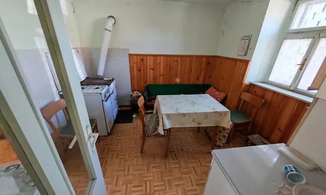 Недвижимость House, Knezhak: 3