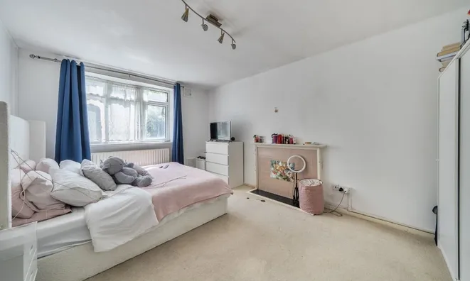 Недвижимость Wandsworth Road: 19