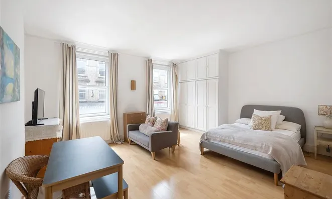 Недвижимость Battersea Park Road, Battersea: 4