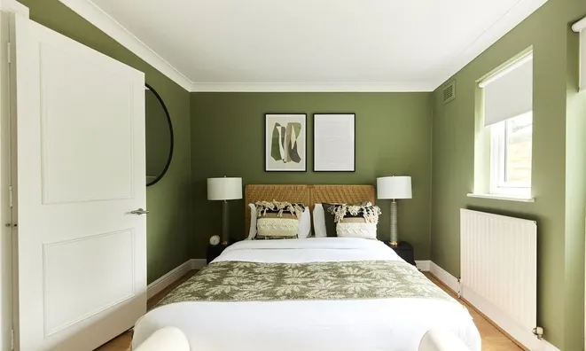 Недвижимость Upper Richmond Road, Putney: 1