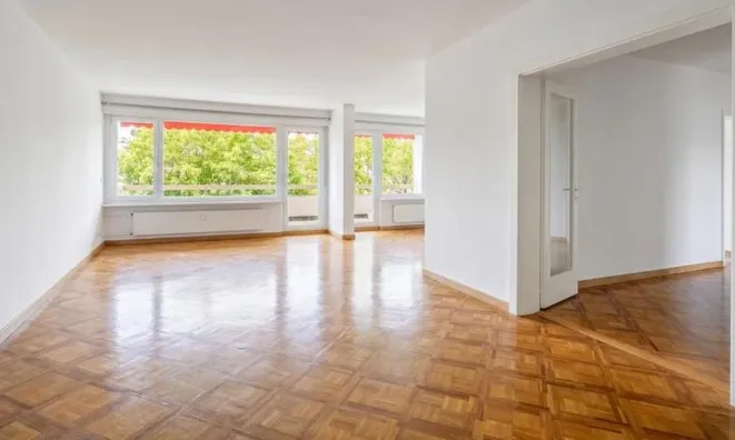 Недвижимость Apartment 4 rooms: 1