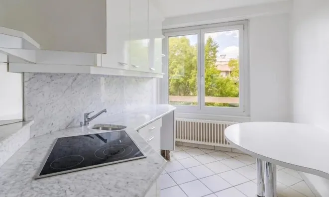 Недвижимость Apartment 4 rooms: 5