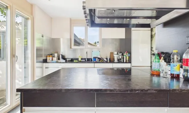 Недвижимость Bifamiliar house 6 rooms: 12