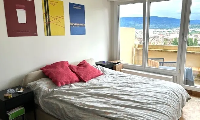 Недвижимость Apartment 5 rooms: 4