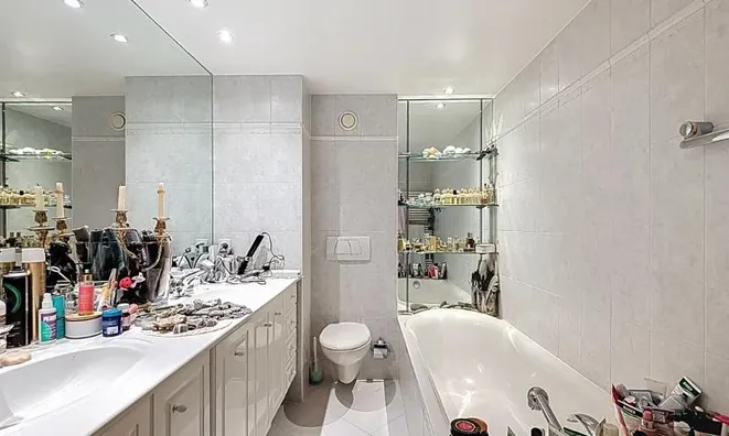 Недвижимость Single house 8 rooms: 11