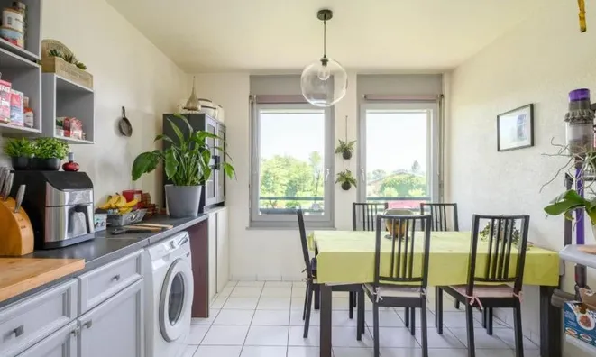 Недвижимость Attic flat 6 rooms: 6