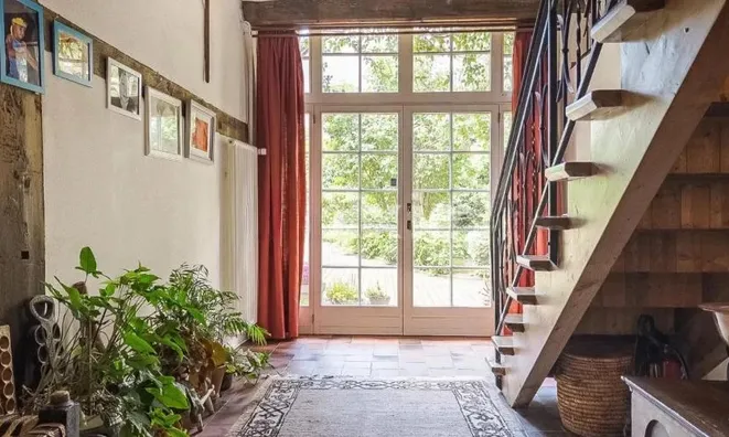 Недвижимость Single house 8.5 rooms: 1