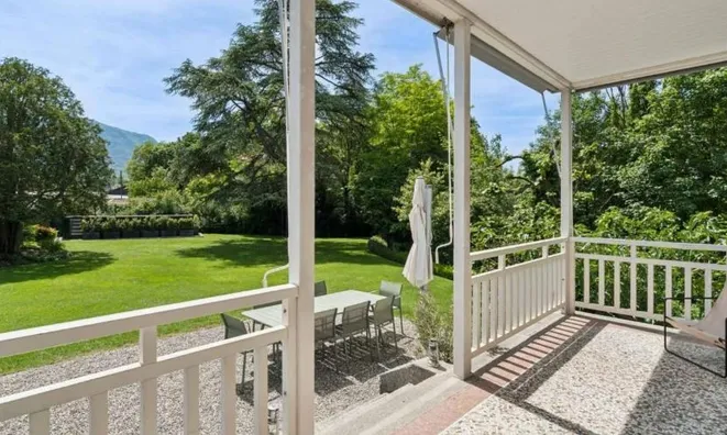 Недвижимость Villa 7 rooms: 2