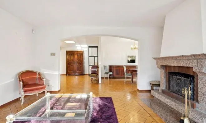 Недвижимость Single house 8 rooms: 4