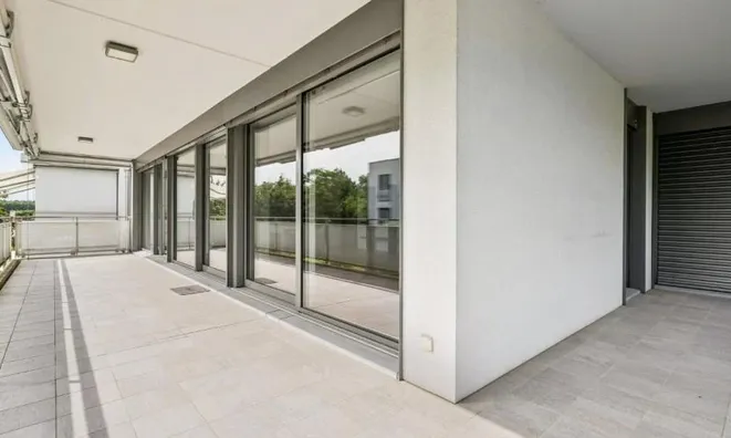 Недвижимость Apartment 6 rooms: 4