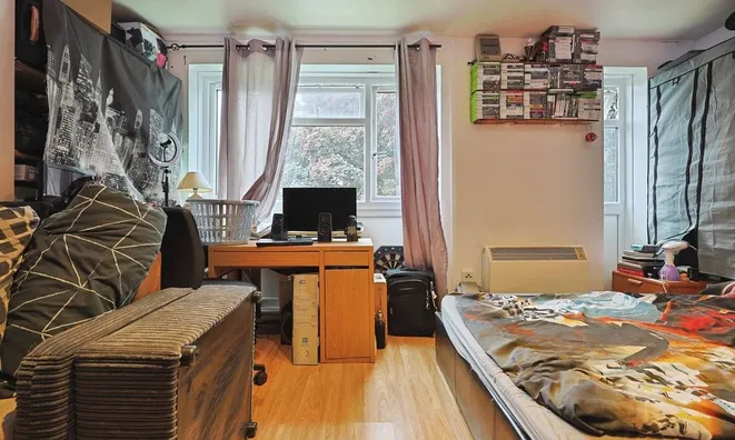 Недвижимость Pearscroft Road: 6
