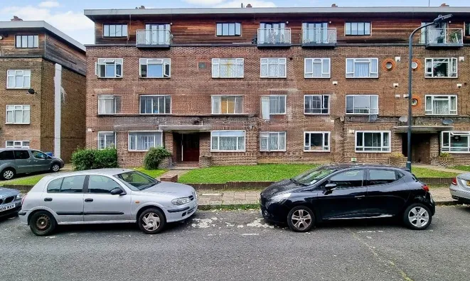 Недвижимость Leeland Way: 5