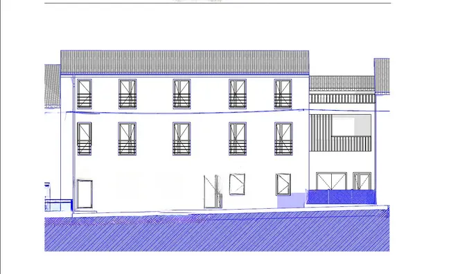 Недвижимость House in the city center: 16