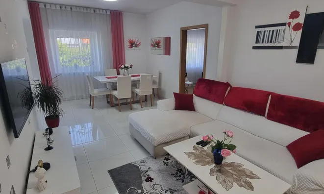 Недвижимость Apartment, 3-room in New BeryOKI: 1