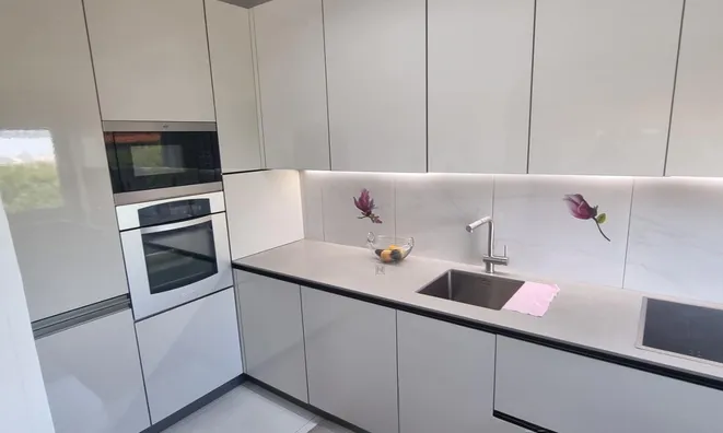 Недвижимость Apartment, 3-room in New BeryOKI: 7