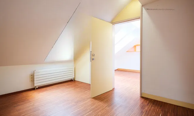 Недвижимость Three-room apartment Deposit: 6