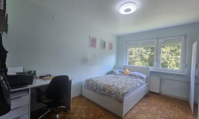 Недвижимость Three-room Apartment Shtepanye: 8