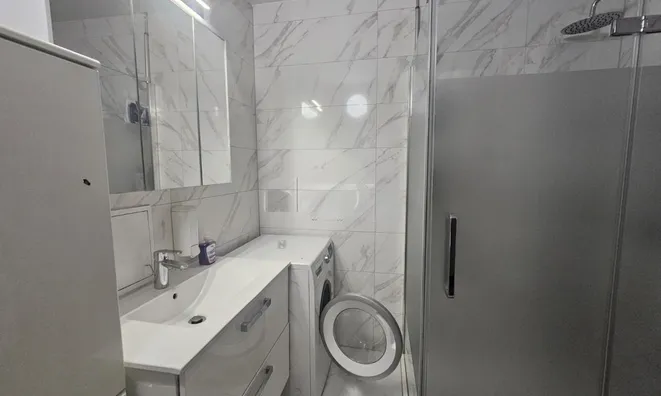 Недвижимость Three-room Apartment Shtepanye: 14