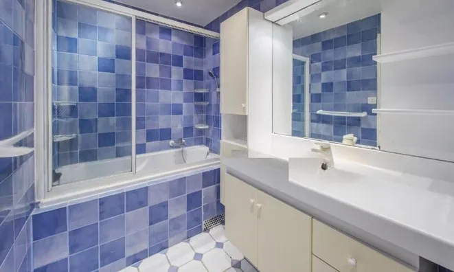 Недвижимость Apartment 5 rooms: 8
