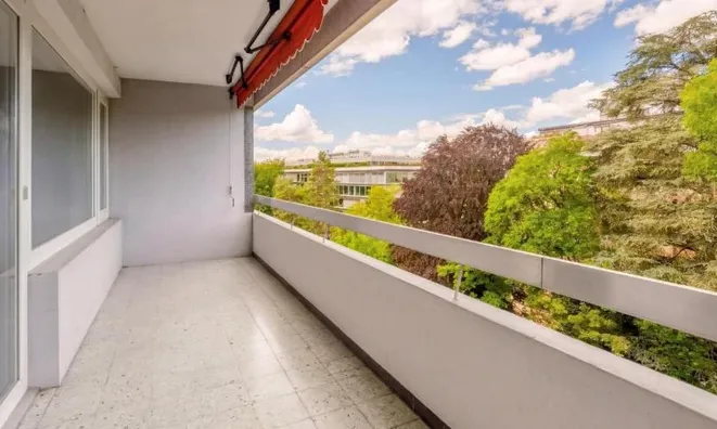 Недвижимость Apartment 5 rooms: 9
