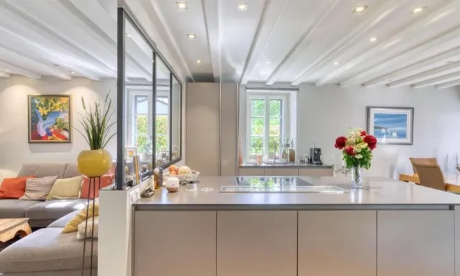 Недвижимость Single house 6 rooms: 3