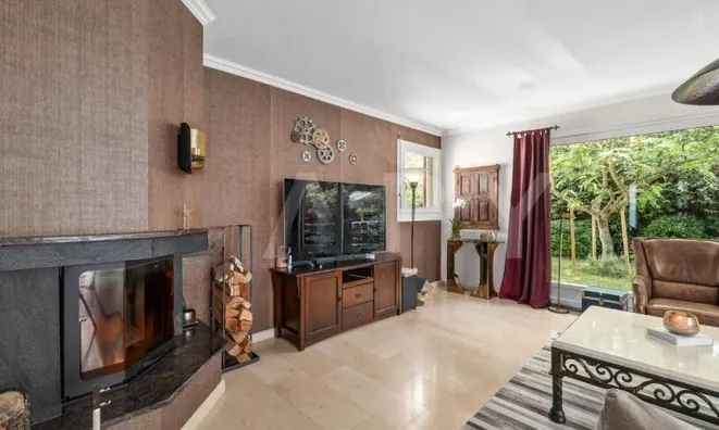 Недвижимость Single house 7 rooms: 10