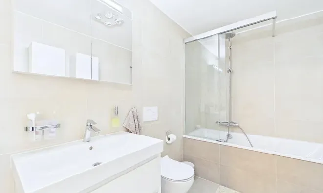 Недвижимость Single house 6 rooms: 7