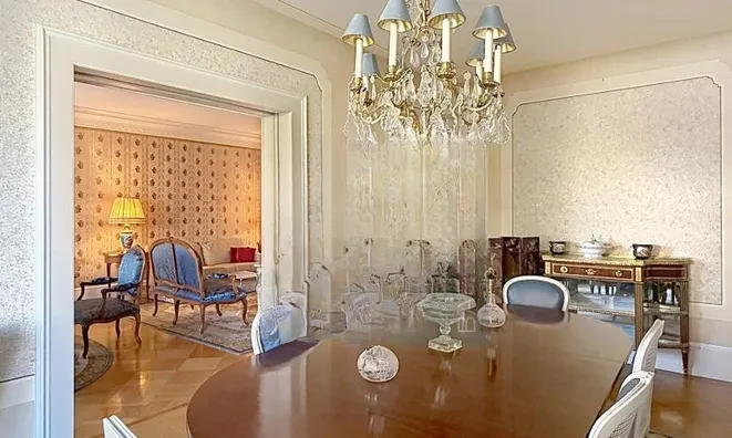 Недвижимость Apartment 5 rooms: 2