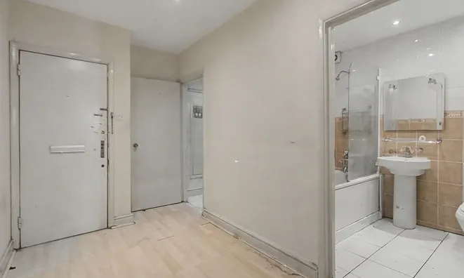 Недвижимость Westbourne Terrace: 1