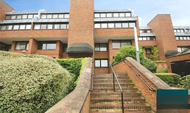 Недвижимость Britten Close, Golders Green: 8