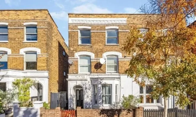 Недвижимость Essex Road, Acton: 2