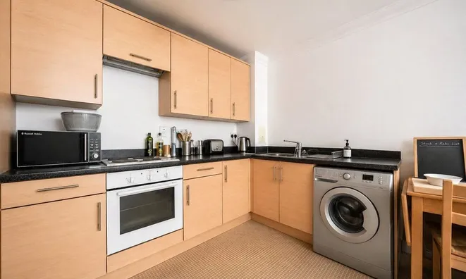 Недвижимость Flat 20, 2 Maud Chadburn Place: 6