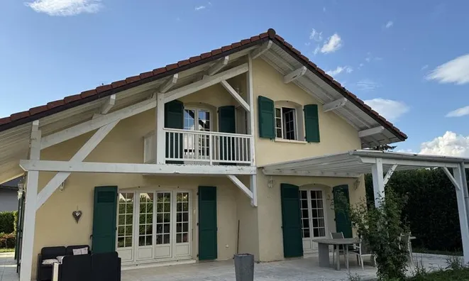 Недвижимость Villa: 1