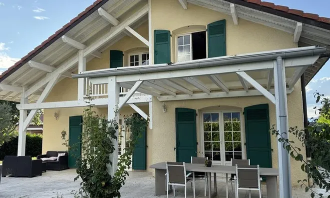 Недвижимость Villa: 2