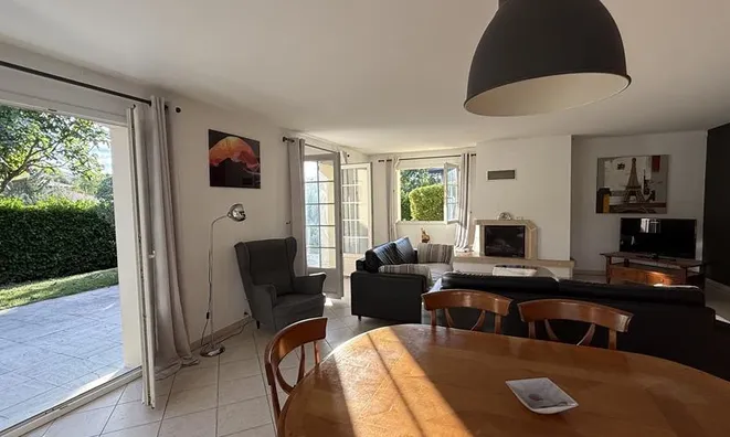 Недвижимость Villa: 4