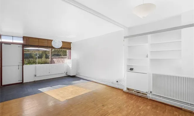 Недвижимость Golden Lane Estate: 11
