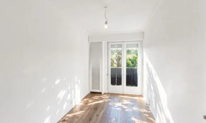 Недвижимость Apartment 5 rooms: 9