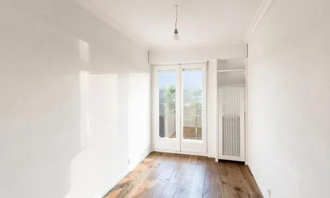 Недвижимость Apartment 5 rooms: 10