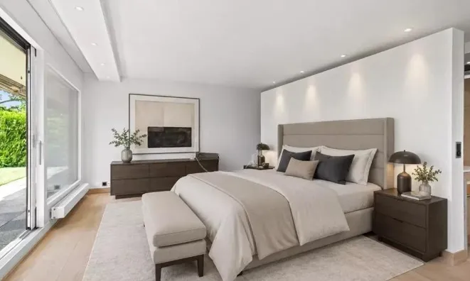 Недвижимость Apartment 6.5 rooms: 11