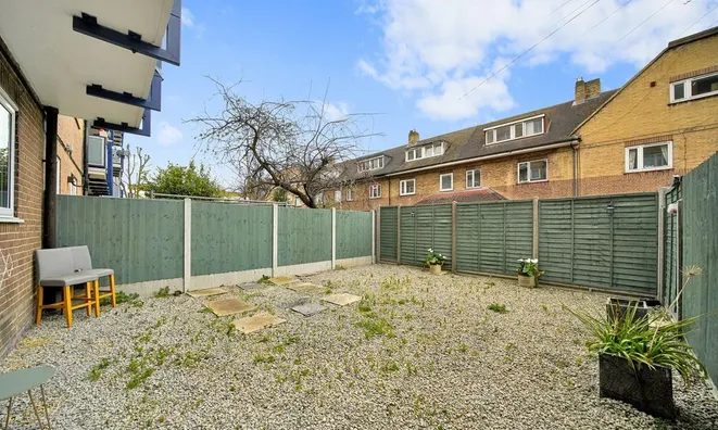 Недвижимость Redclyf House, Cephas Street: 9